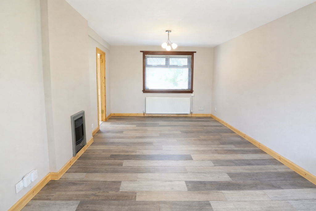House in Aberdeen, Heathryfold, Northfield - View 3