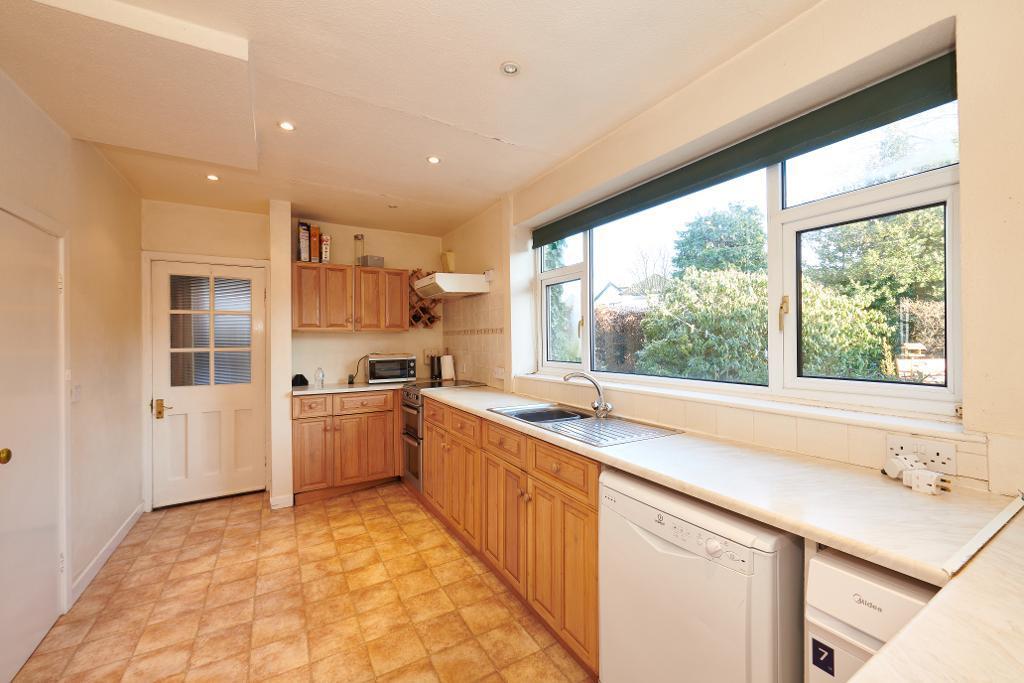 Tanyard Drive, Hale Barns, WA15 0BS photo 3