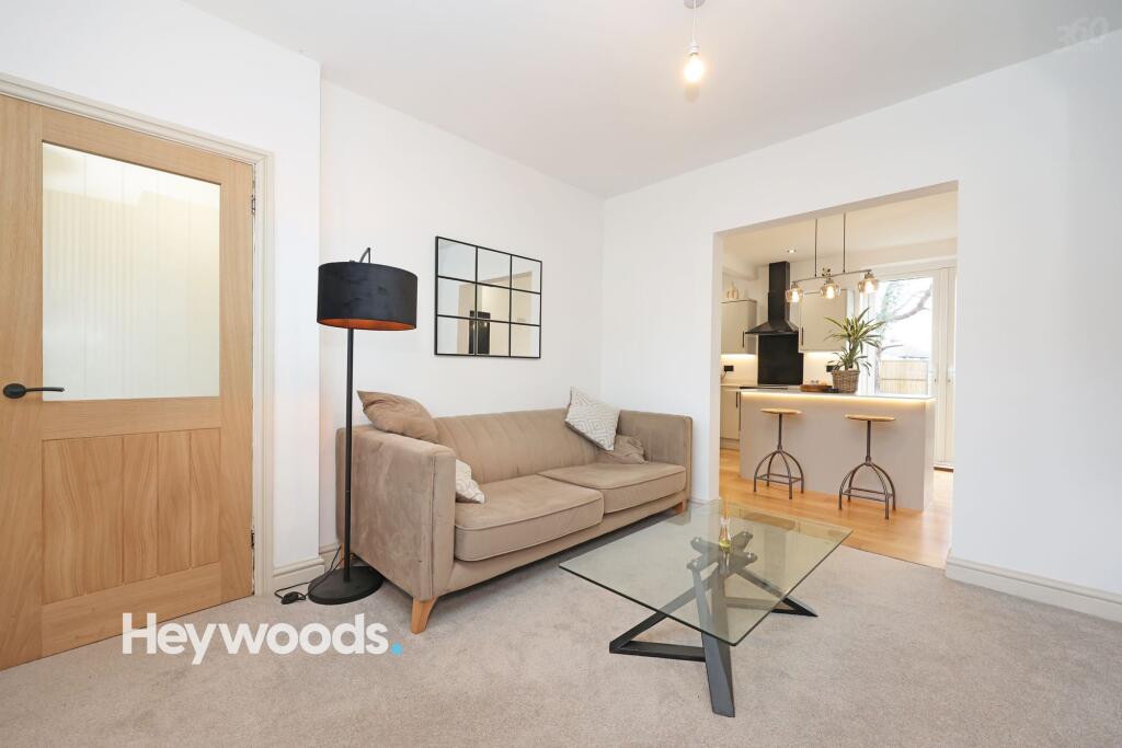 House in Stoke-on-Trent - More