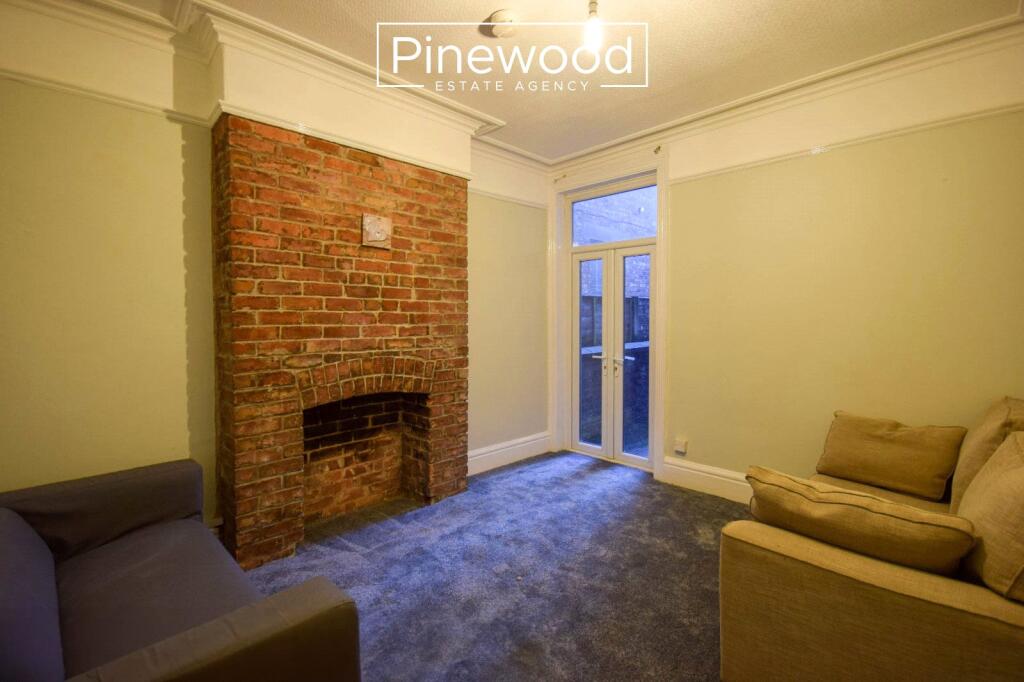 Chester Road East, Queensferry, CH5 - More