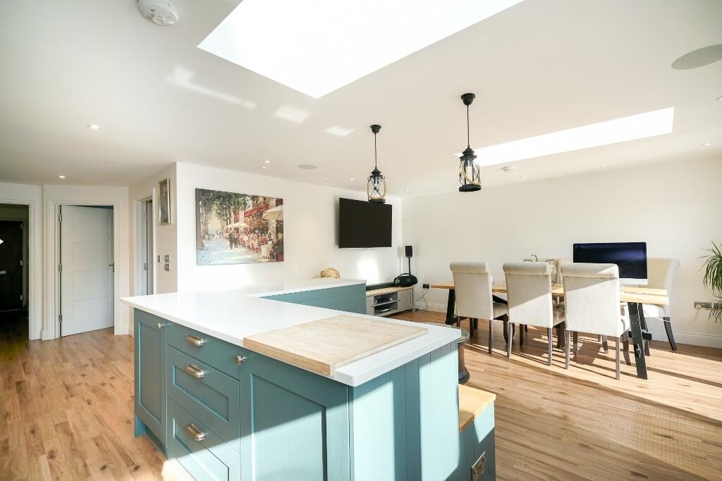 Dudley Close, Bovingdon, HP3 photo 2