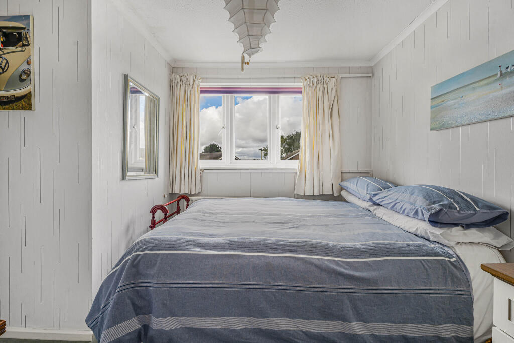 Additional image 13 of Broadstone Road, Harpenden, AL5