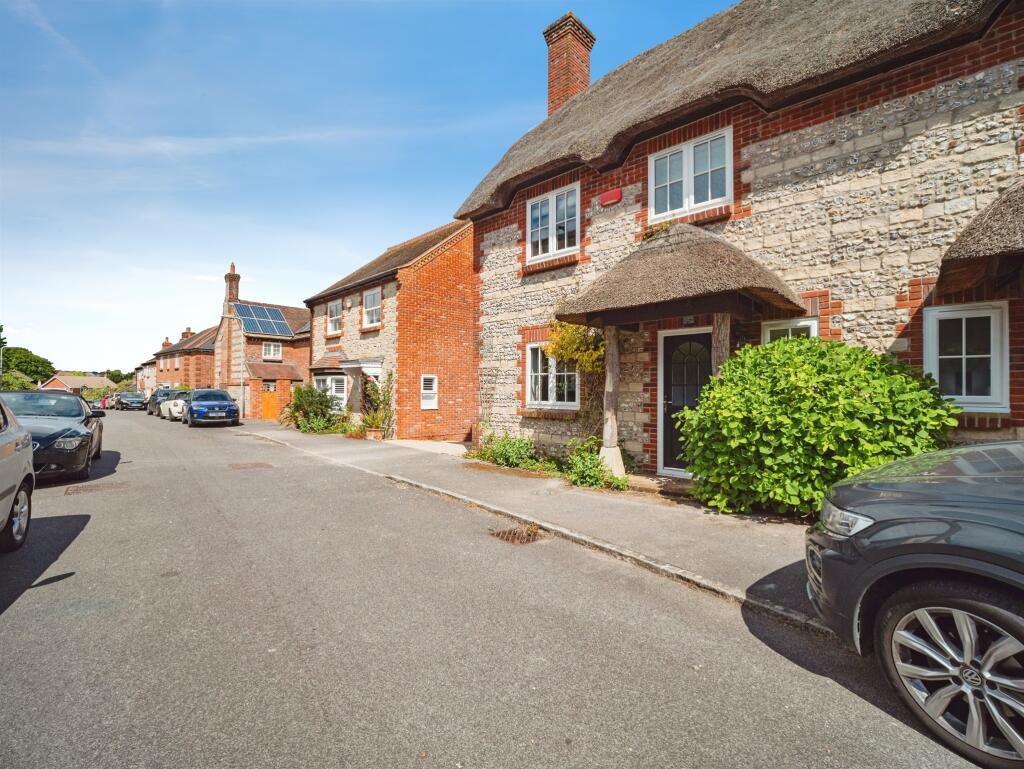 St. Andrews View, Milborne St. Andrew, Blandford Forum - More