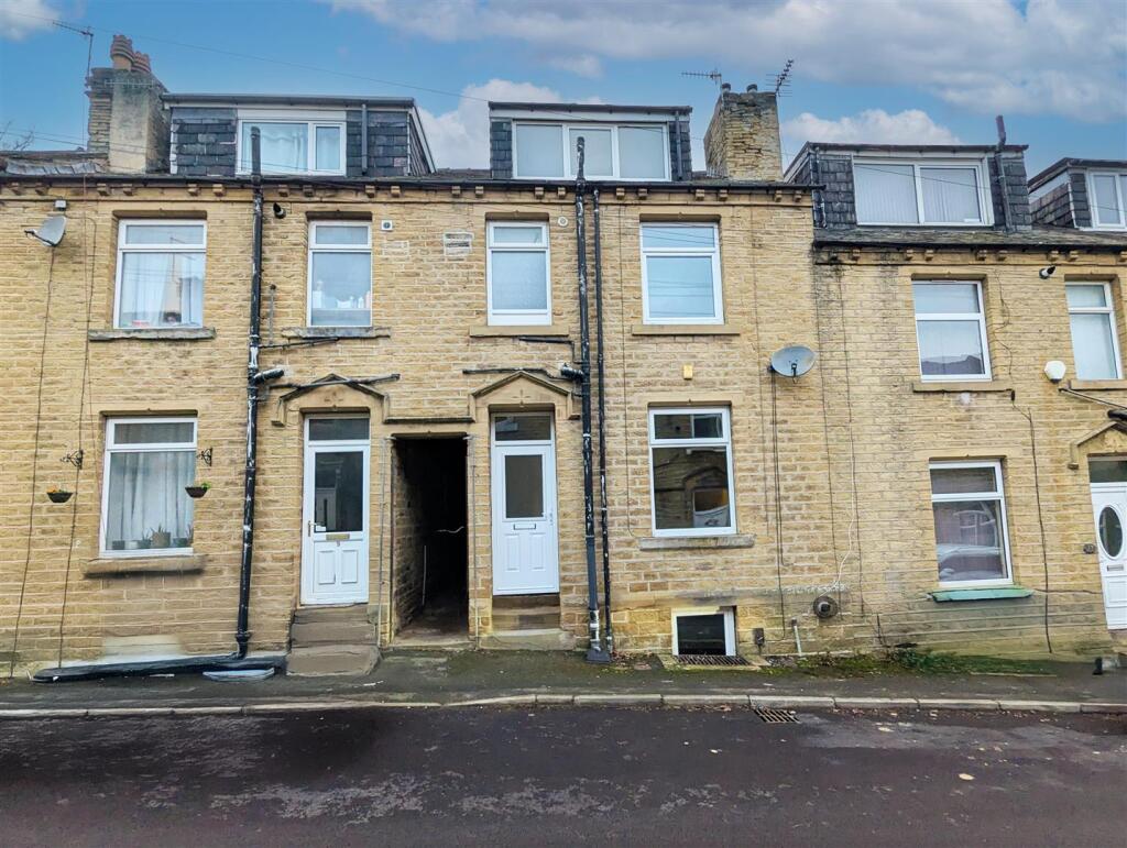 Main image of property: Prince Street, Primrose Hill, HUDDERSFIELD, West Yorkshire