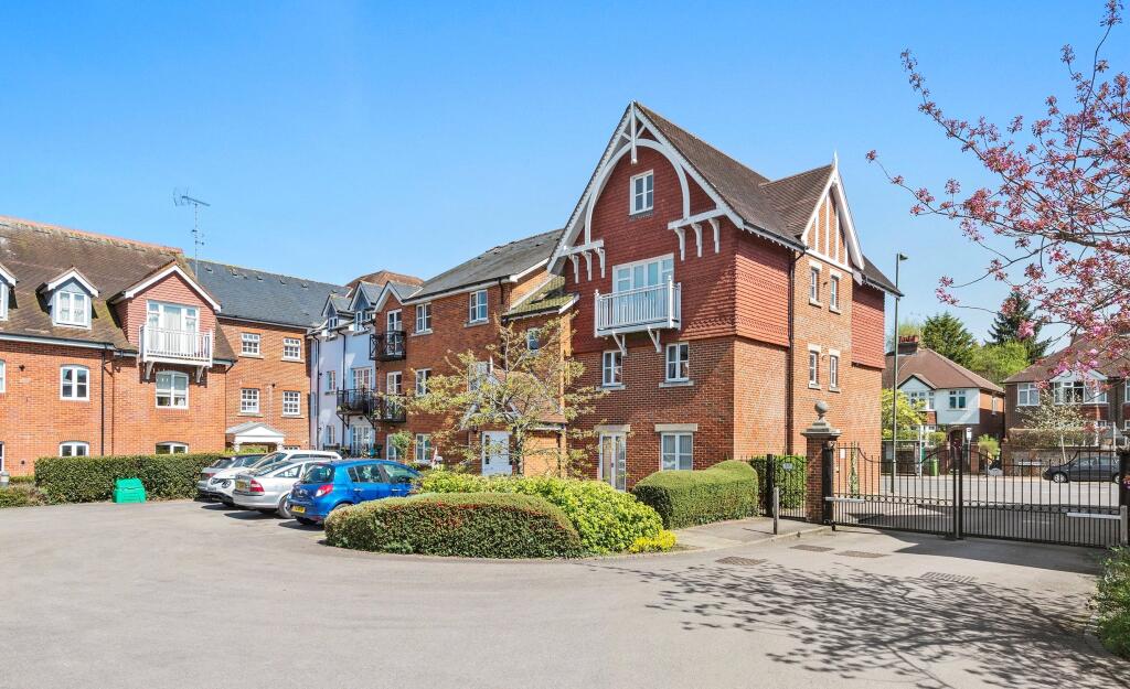 Main image of property: Townfield Court, Horsham Road, Dorking, Surrey, RH4
