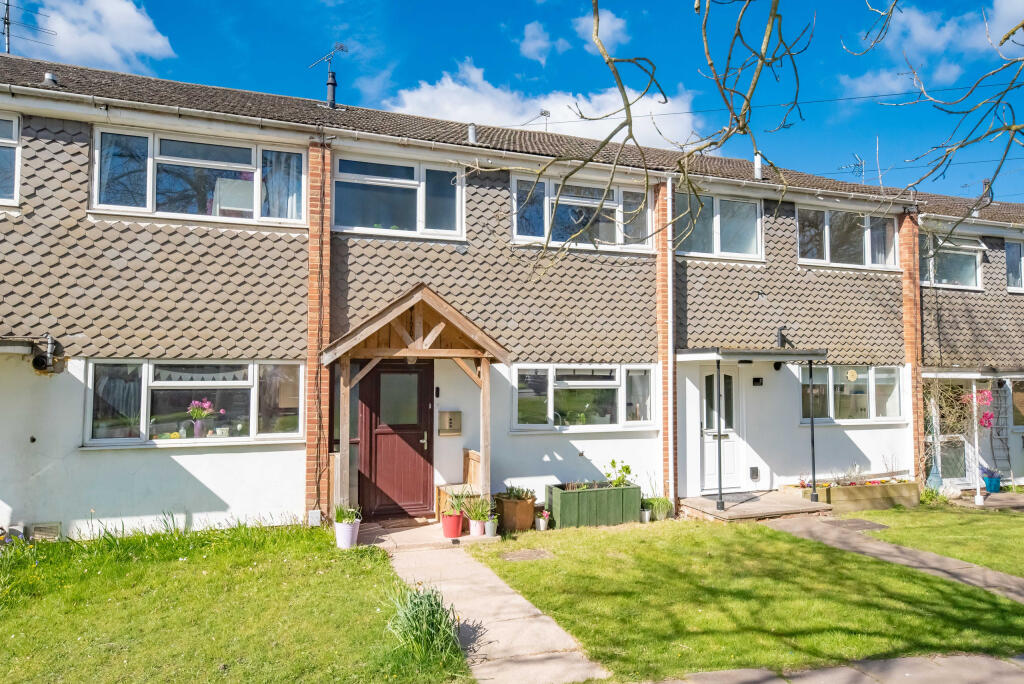 Main image of property: Primrose Walk, Yateley, Hampshire, GU46