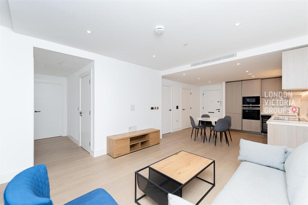 Apartment in London, Prince of Wales Drive, Clapham Junction - View 2