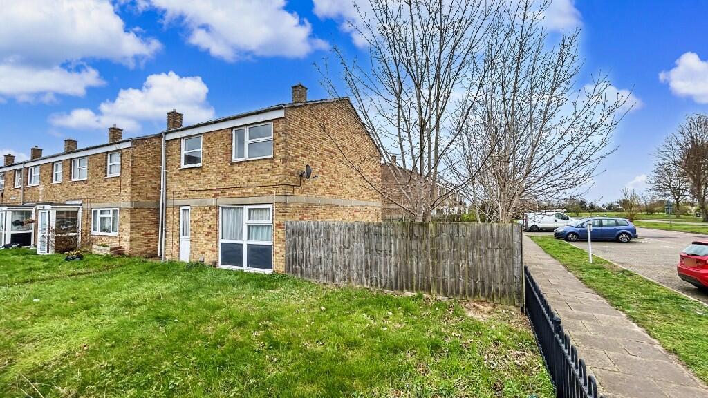 Main image of property: Ilex Close, Colchester, Essex, CO2