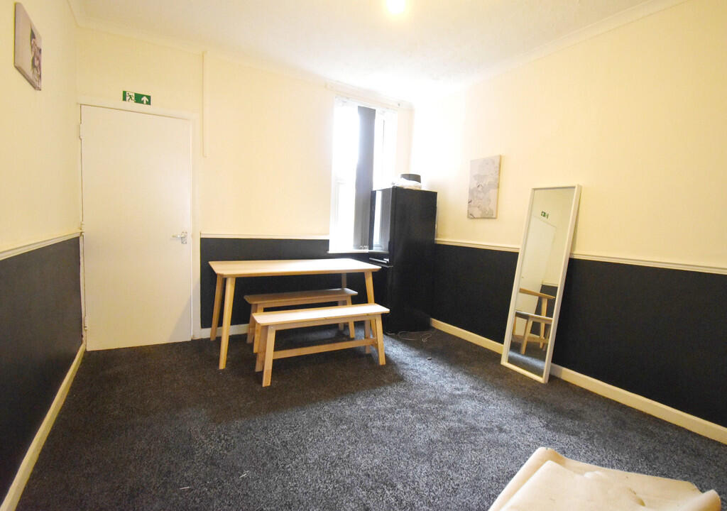 House in Coventry, Bishopsgate Green, Hillfields - View 4