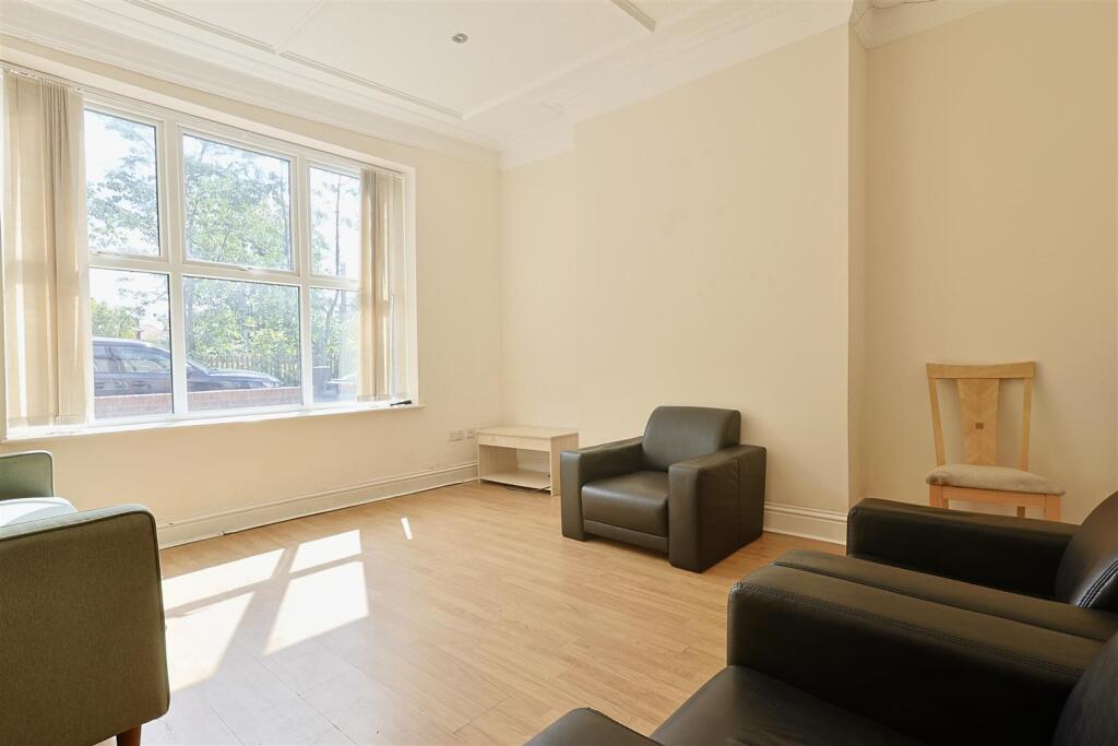 House in Newcastle upon Tyne - View 5