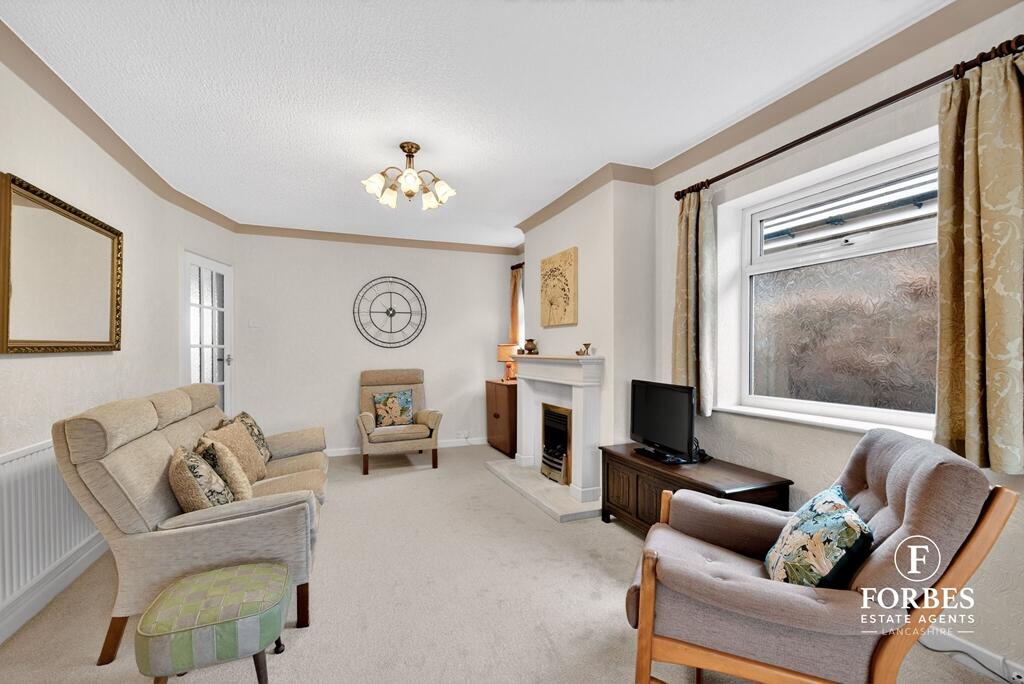 Daub Hall Lane, Hoghton, Preston, PR5 0JT photo 4