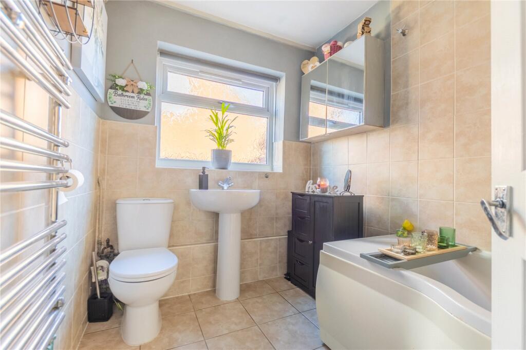 Carr Grove, Milnrow, Rochdale, Greater Manchester, OL16 photo 4