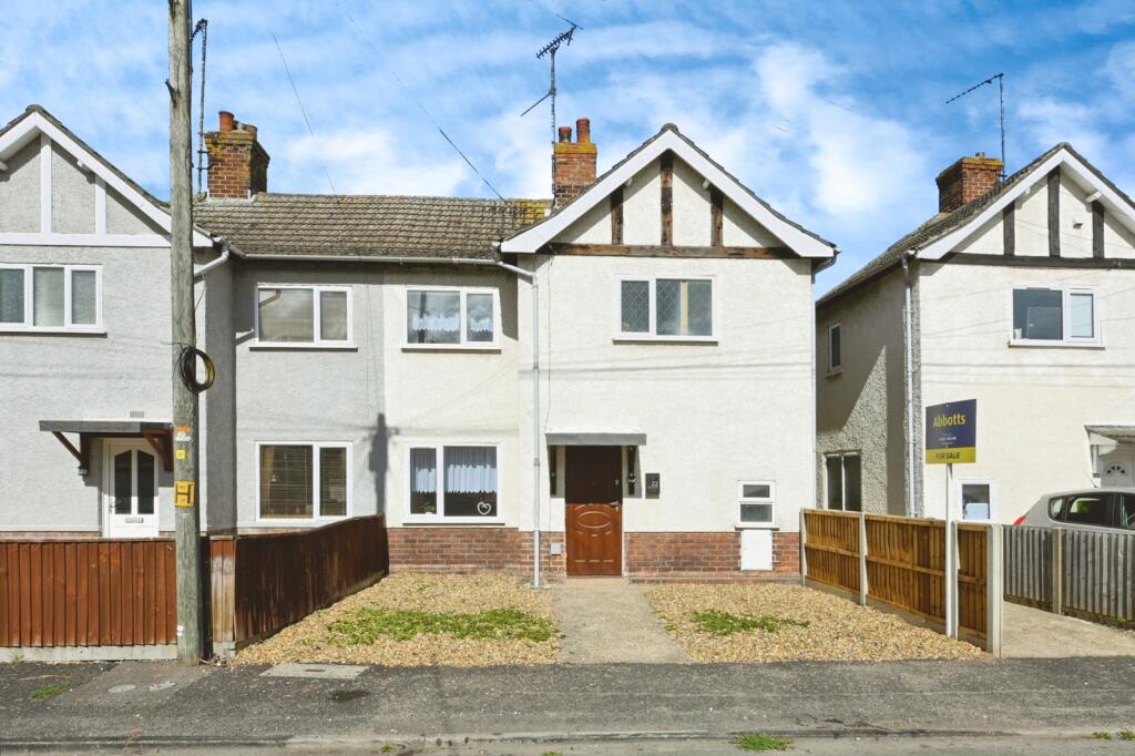 3 bedroom semi-detached house for sale in Smith Avenue, King's Lynn ...