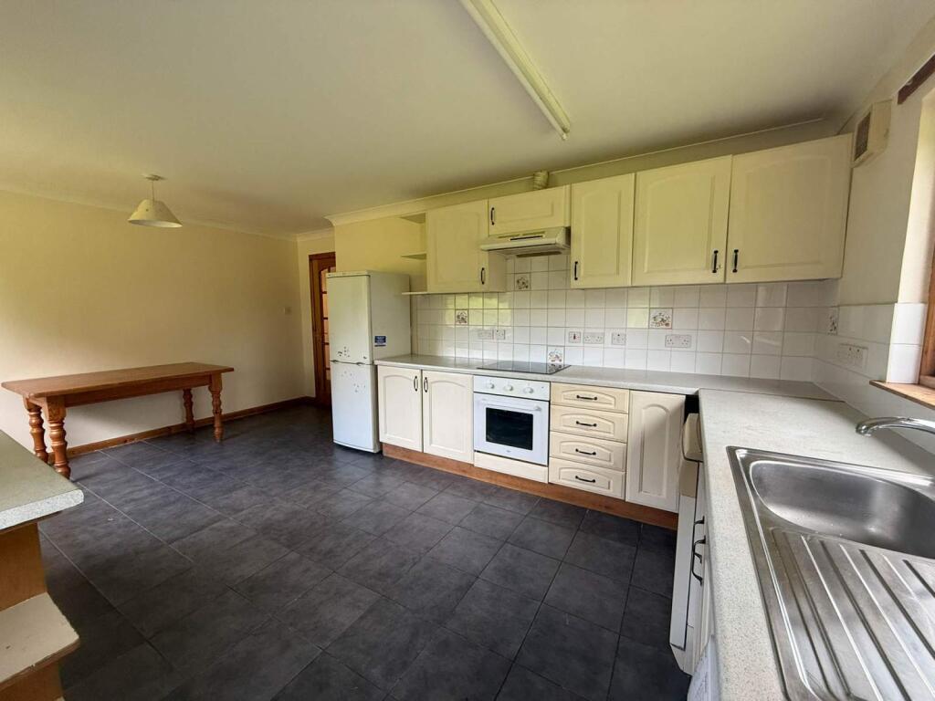 Corary Cottage, Duisdale Beag, Isle Ornsay, Sleat, Isle of Skye, IV43 8QU - View 5