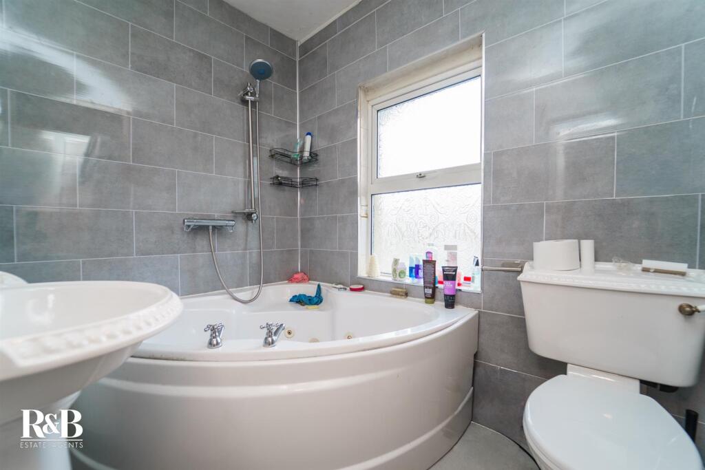Midland Terrace, Carnforth photo 4