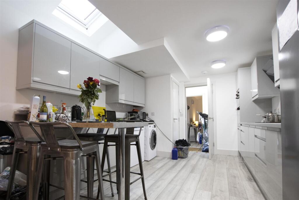 House in Birmingham, Selly Oak - View 3
