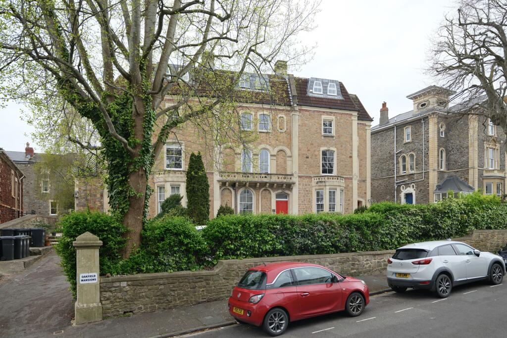 Main image of property: Oakfield Mansions, Clifton