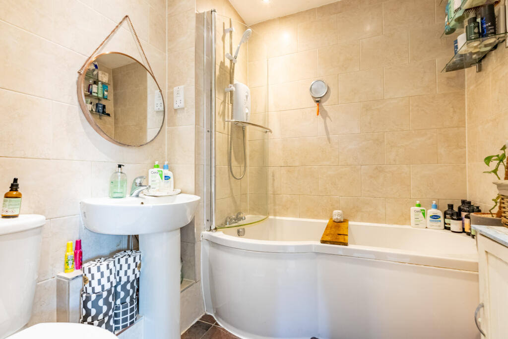 Additional image 8 of Barley Rise, Northfield Road, Harpenden, Hertfordshire, AL5