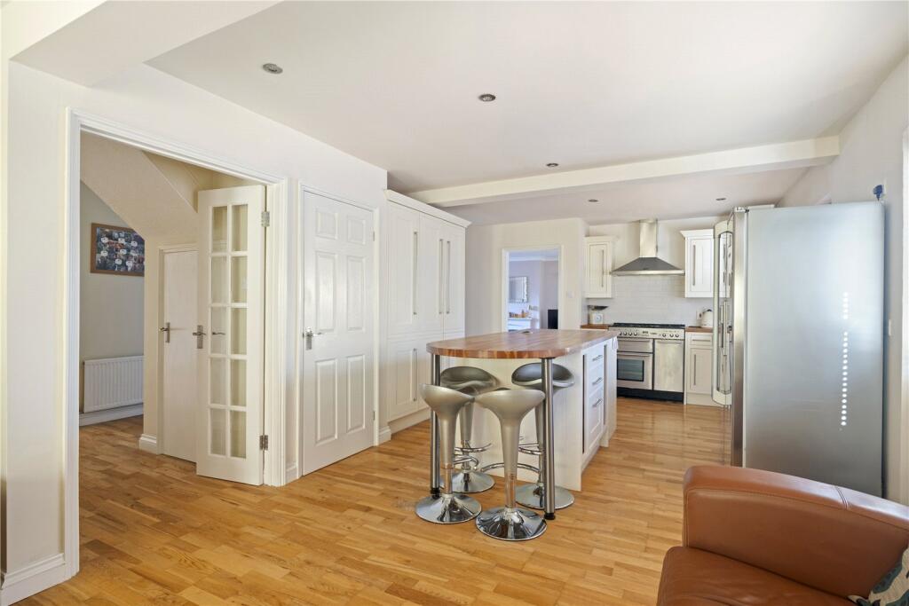 Additional image 4 of Leigh Close, Westbury