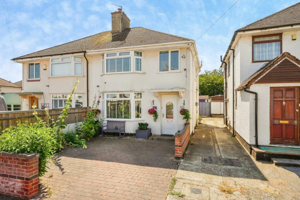 Main image of property: Gaisford Road, Oxford, Oxfordshire, OX4
