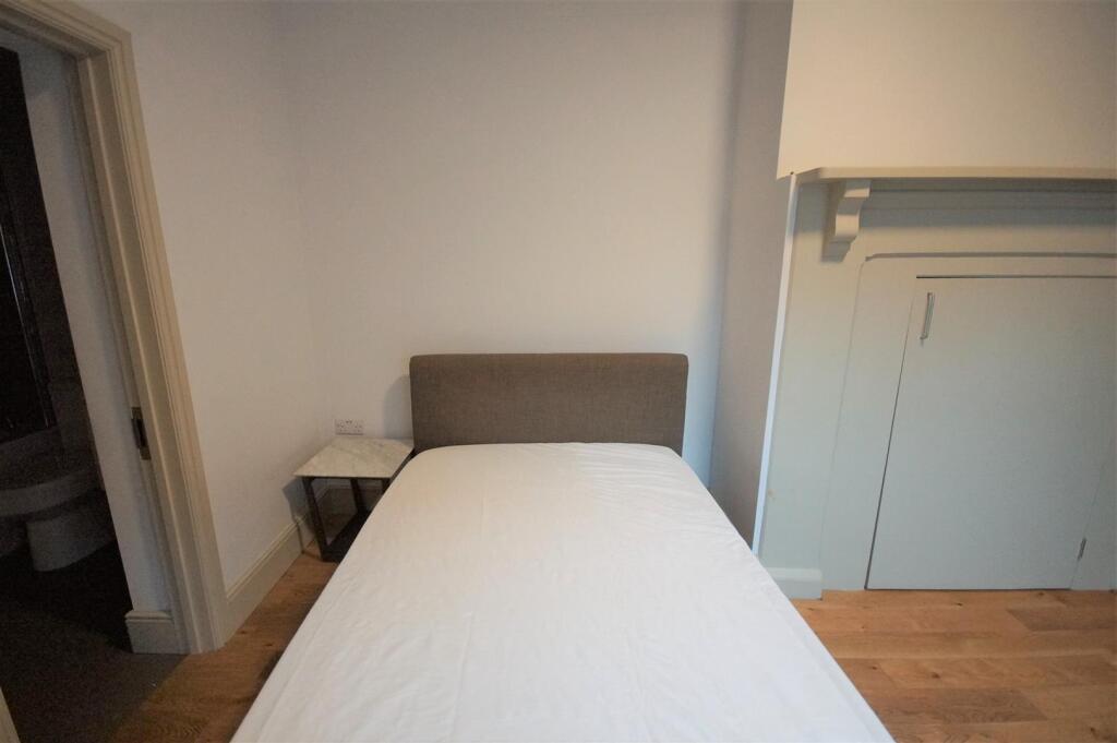 Additional image 4 of Woodhurst Road, Moseley, Birmingham