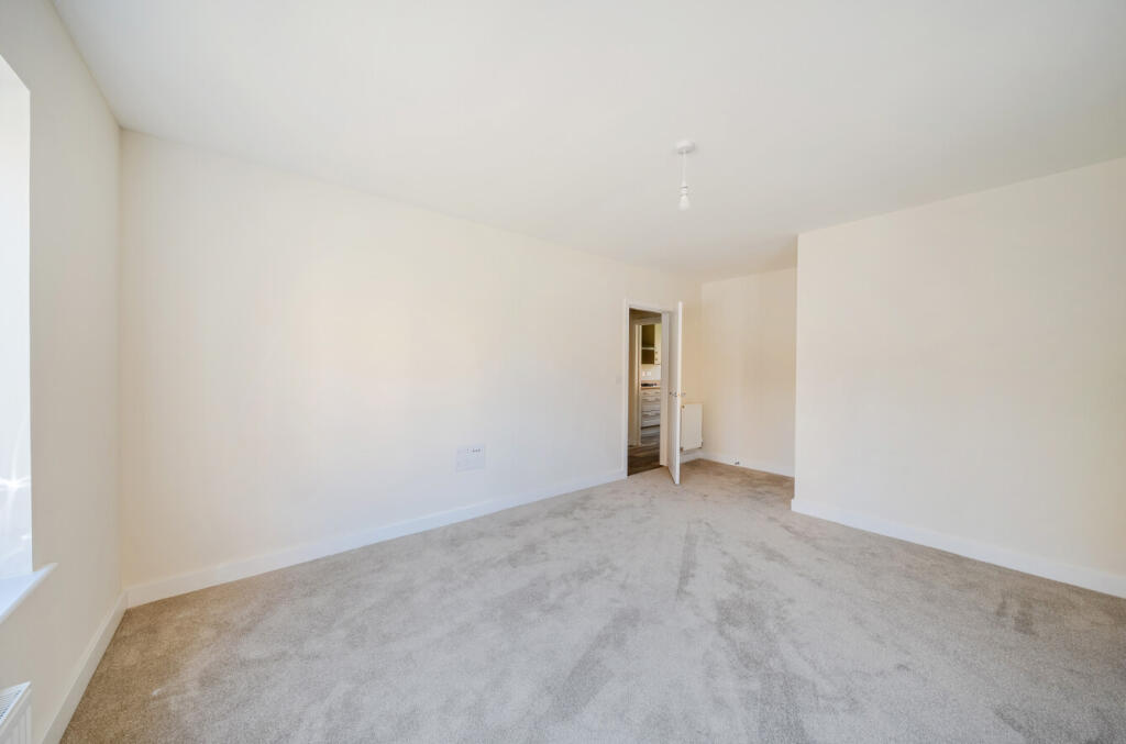House in Southampton - View 5