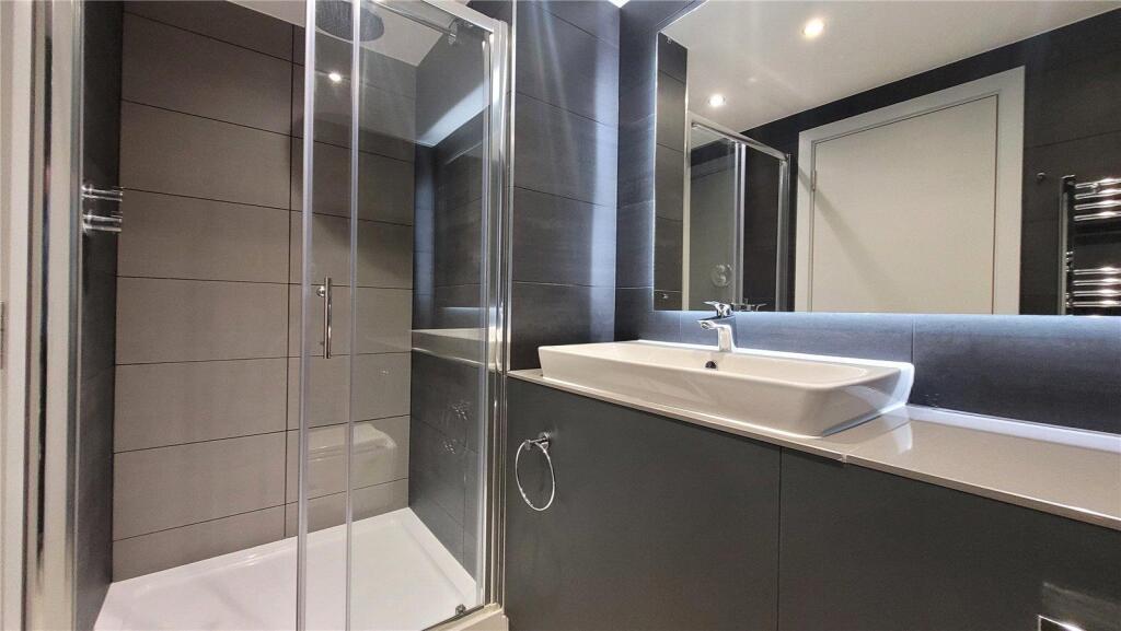 Apartment in Manchester - View 5