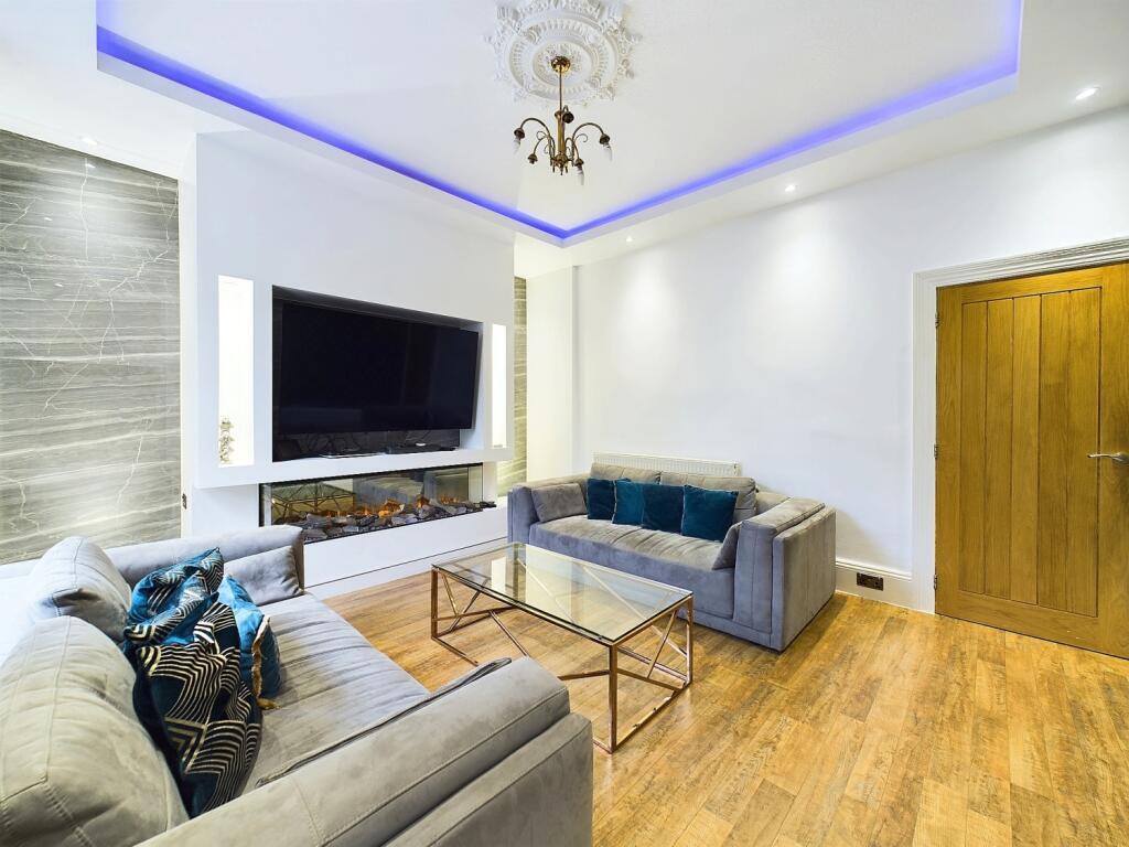 House in Calderdale, West Yorkshire - View 3