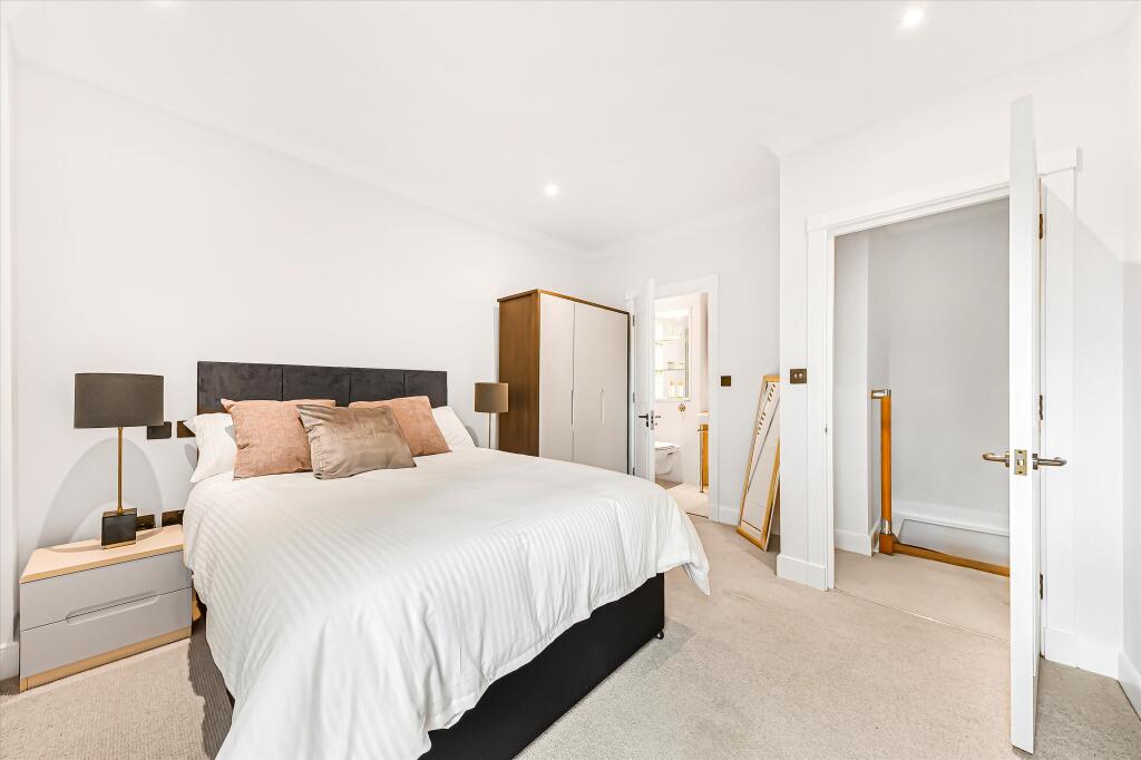 3 bedroom maisonette for rent