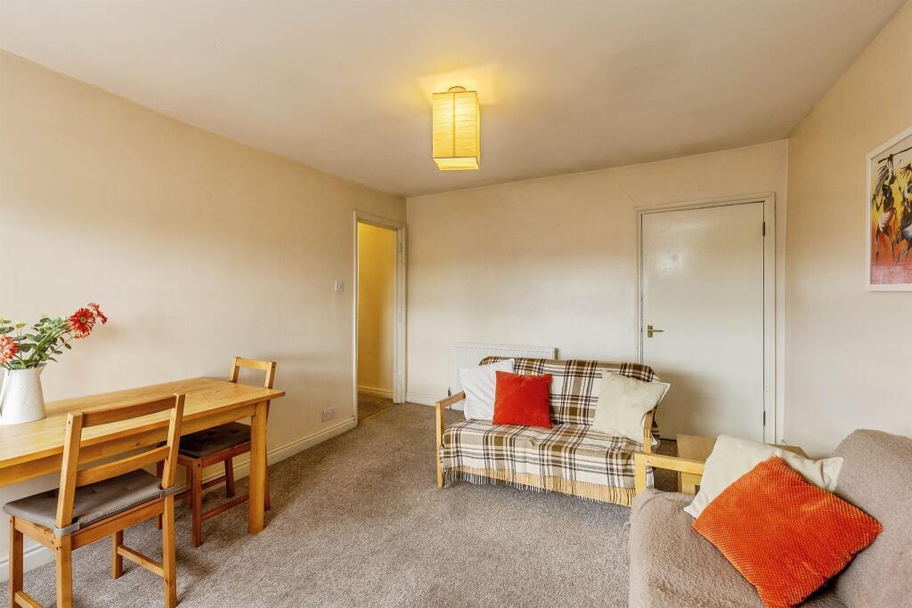 Apartment in Bristol - View 5