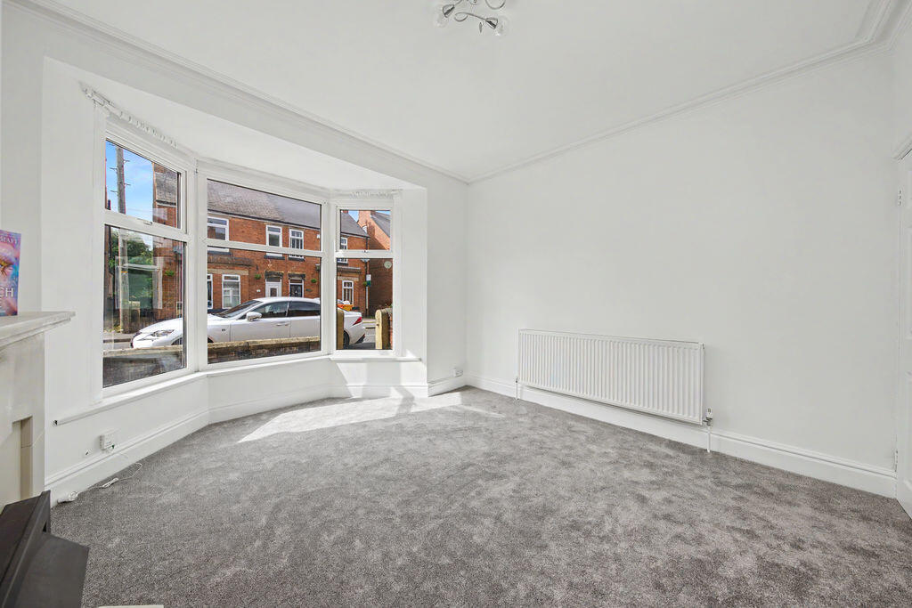 House in Chesterfield, Derbyshire - View 5