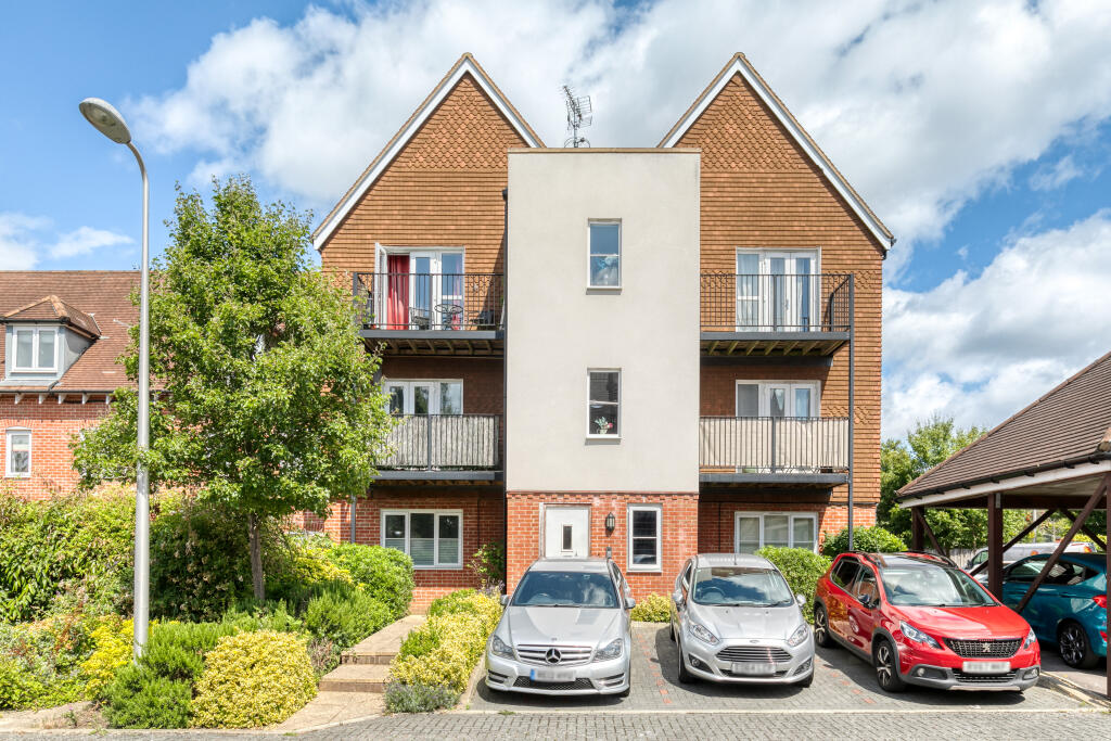 Main image of property: Outfield Crescent, Wokingham, RG40