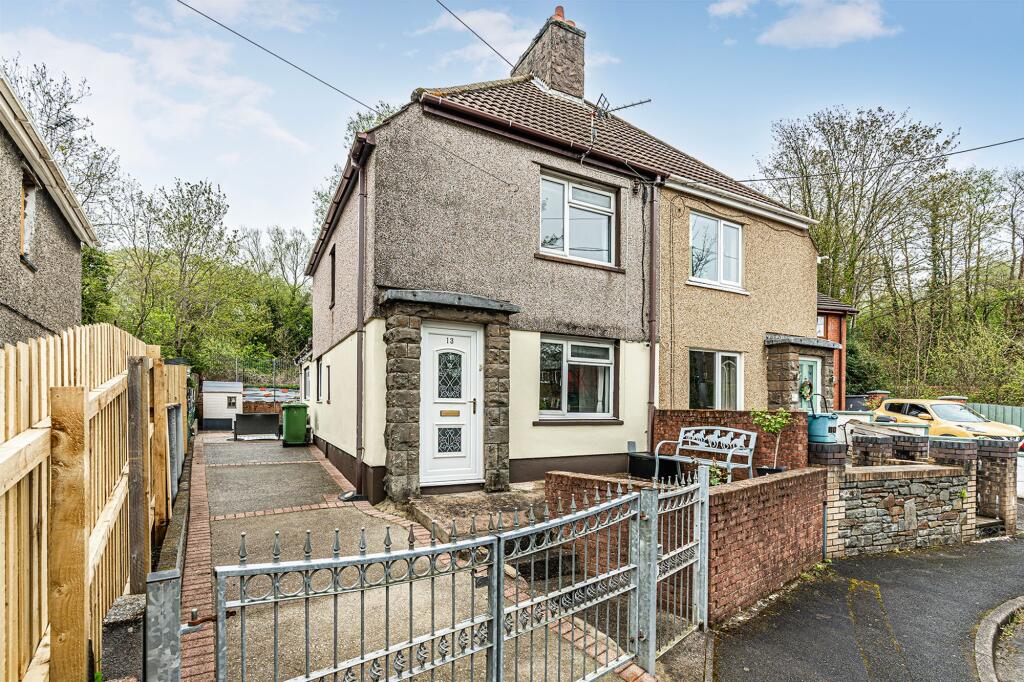Laburnum Terrace, Pontypridd, CF37, Pontypridd