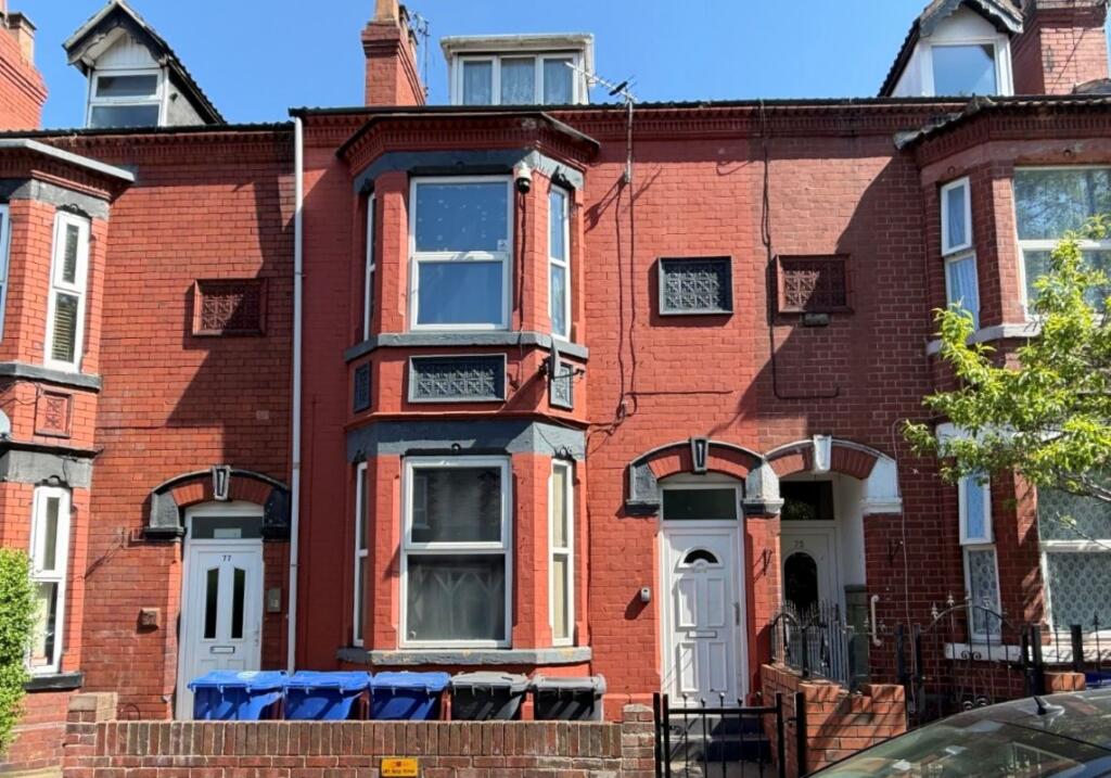 Main image of property: 76 Broxholme Lane, Doncaster, South Yorkshire, DN1 2LW