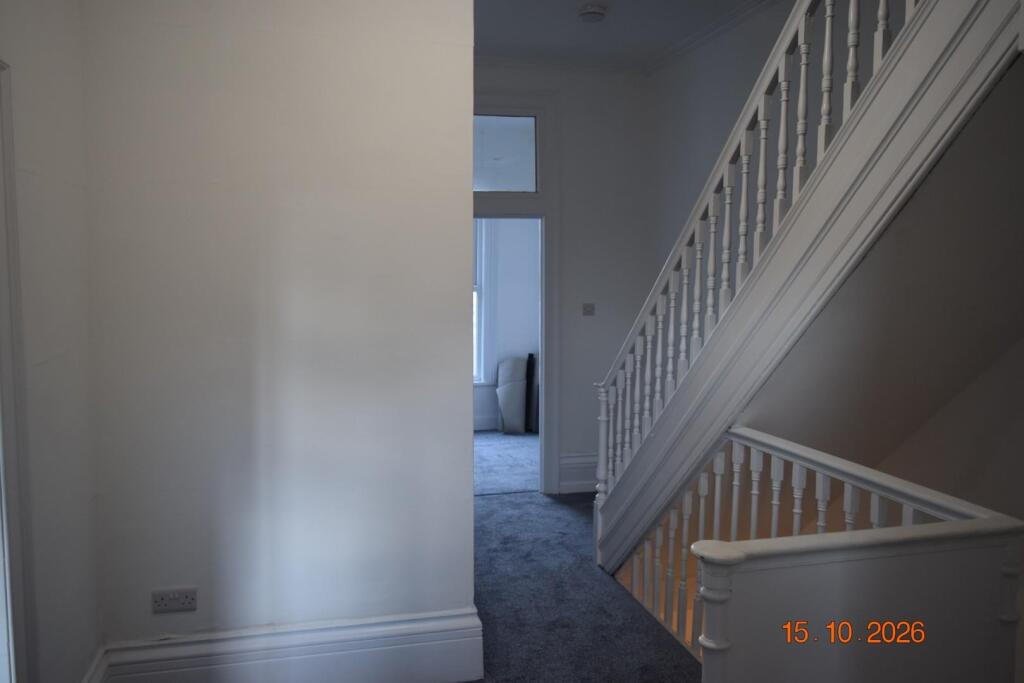 Apartment in Taunton - View 4