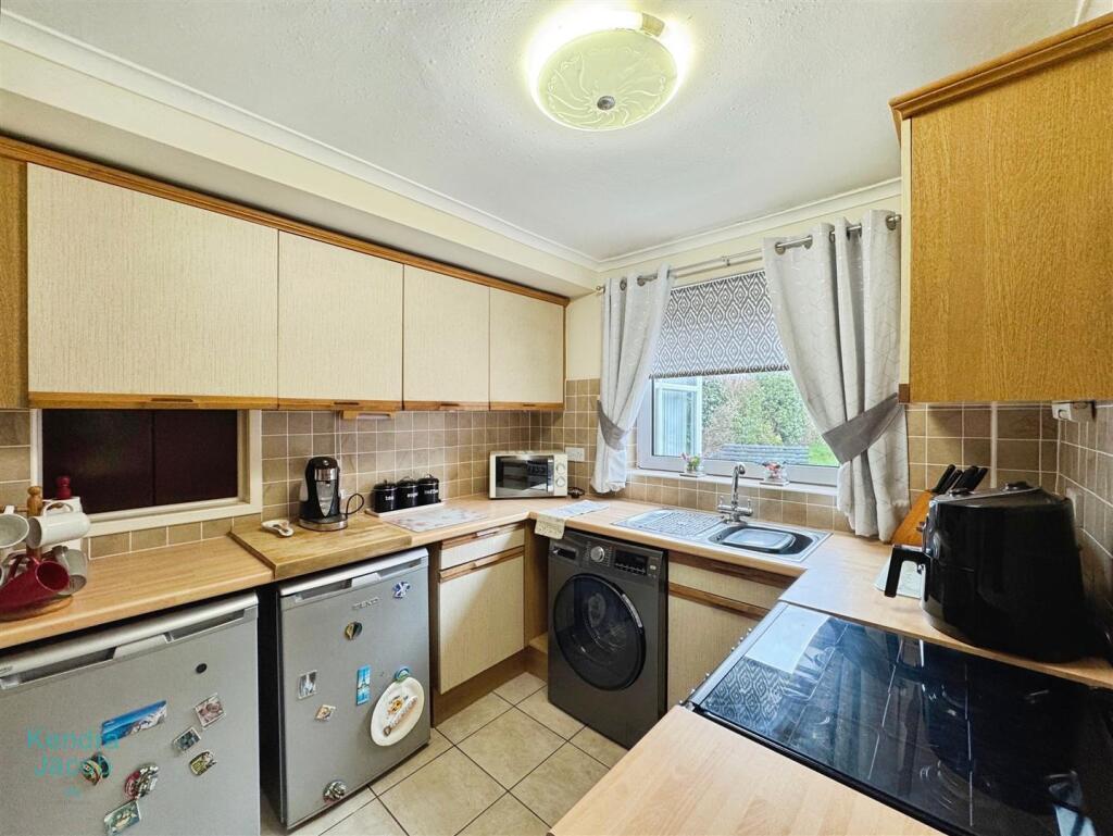 Southbreck Rise, Worksop photo 3