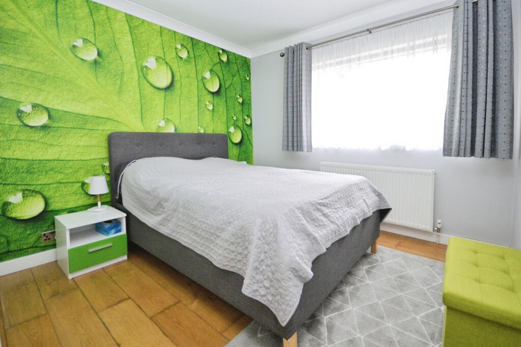 Apartment in Twickenham - View 3