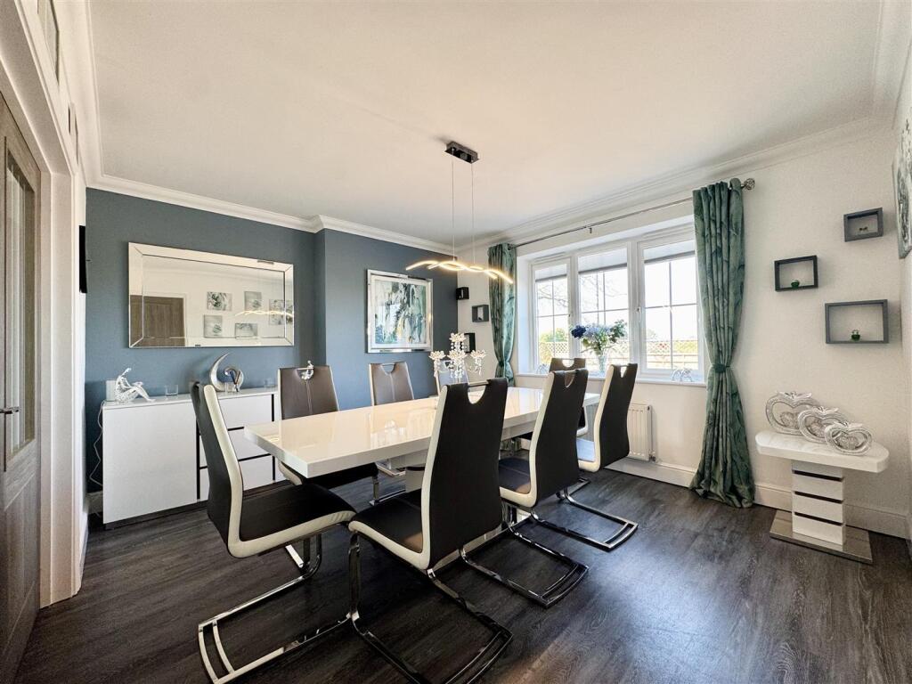 St. Johns Road, Clacton-On-Sea photo 4