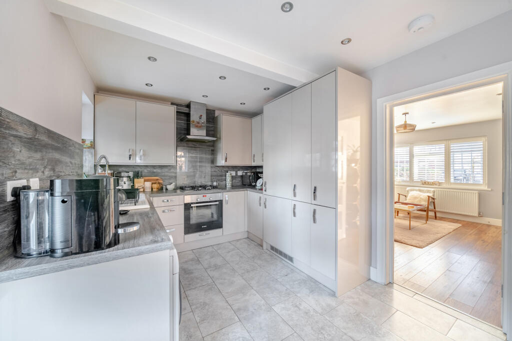 House in Southall - View 5