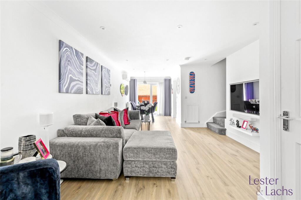 House in London - View 3