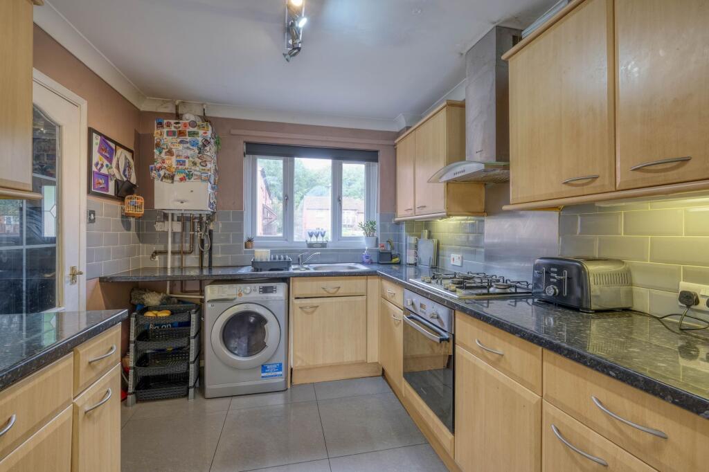 Additional image 5 of Huins Close, Redditch, B98