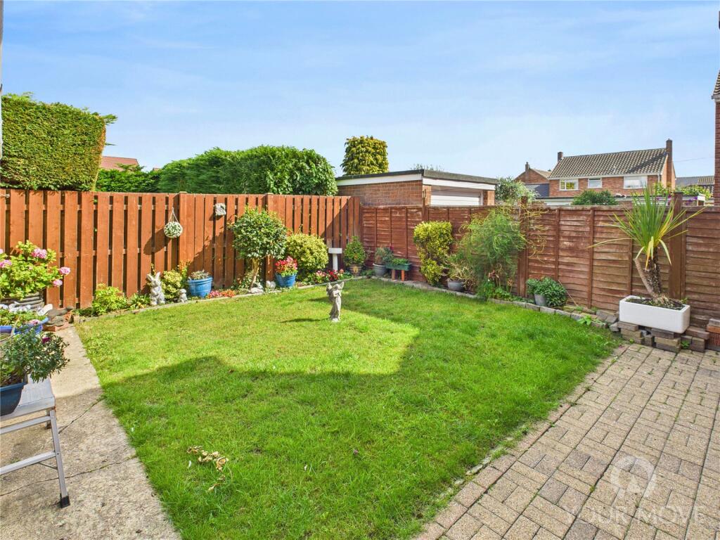 Westfield Drive, Hurworth, Darlington, Durham, DL2 photo 4