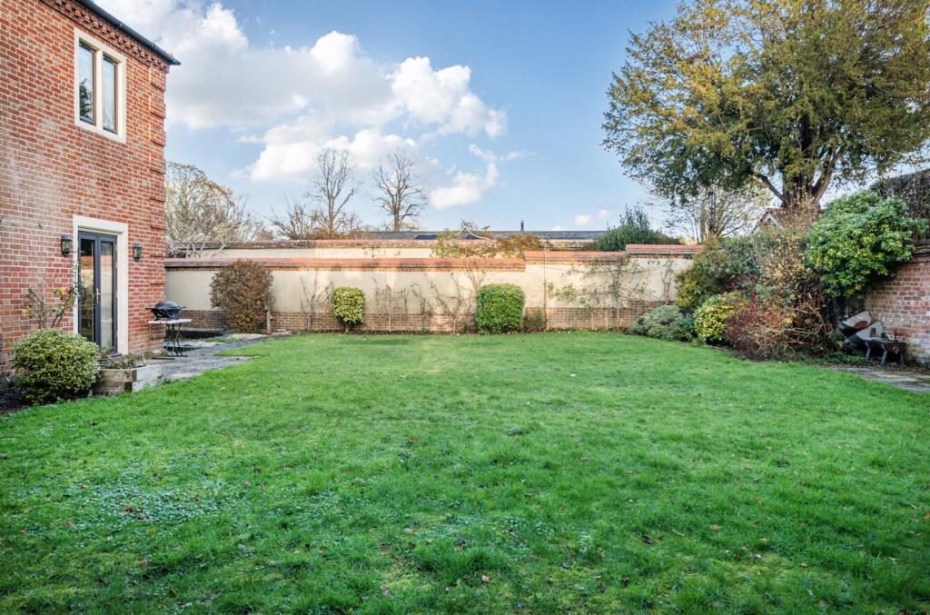 Main image of property: 41 Salisbury Road, Amesbury, SP4