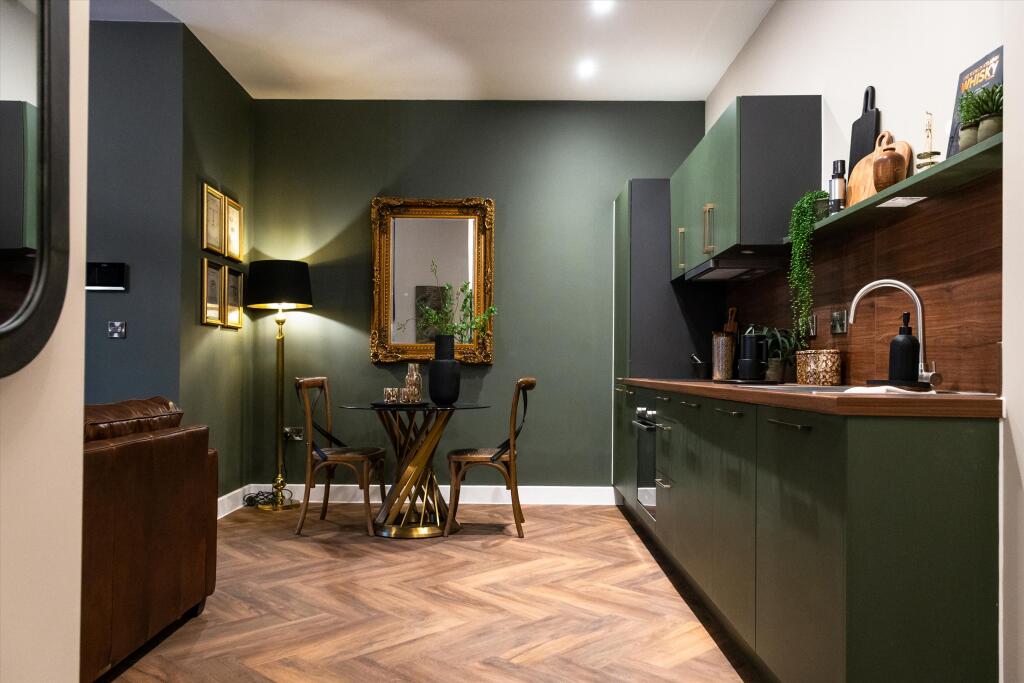 Additional image 8 of Studio Apartment For-Sale | Fountain Court, Steelhouse Lane, Birmingham, B4