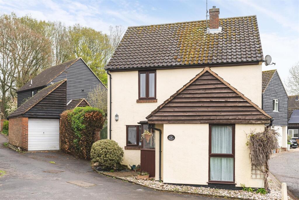 3-bed detached on Colehills Close, Clavering, Saffron Walden, £415,000