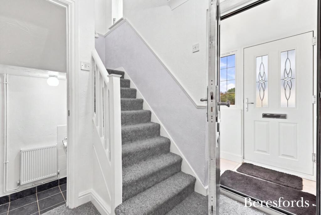 House in Romford - View 3