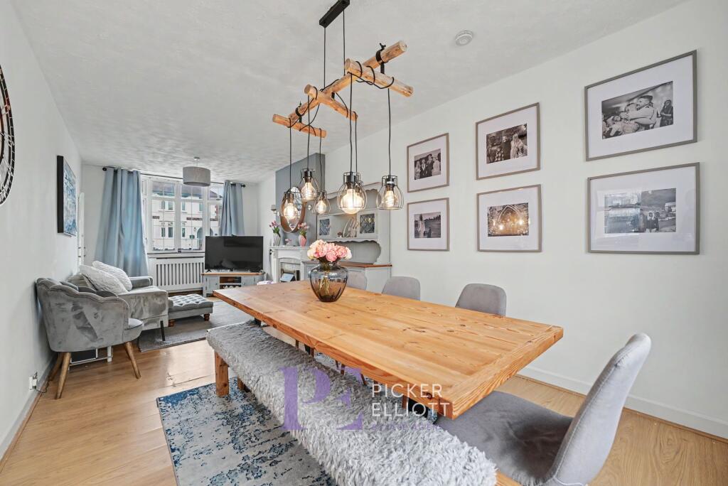 House in Hinckley and Bosworth, Hinckley - More