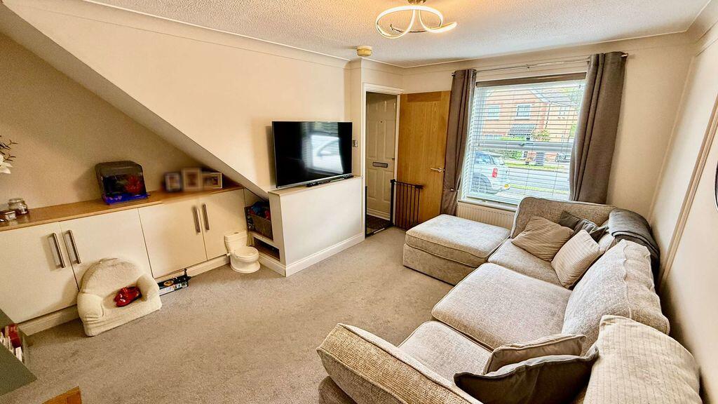 House in North Kesteven, Heighington - View 2
