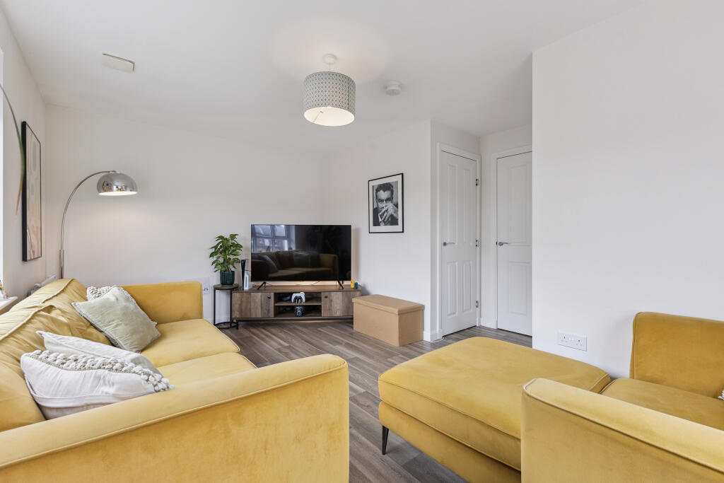 House in Perth - View 4