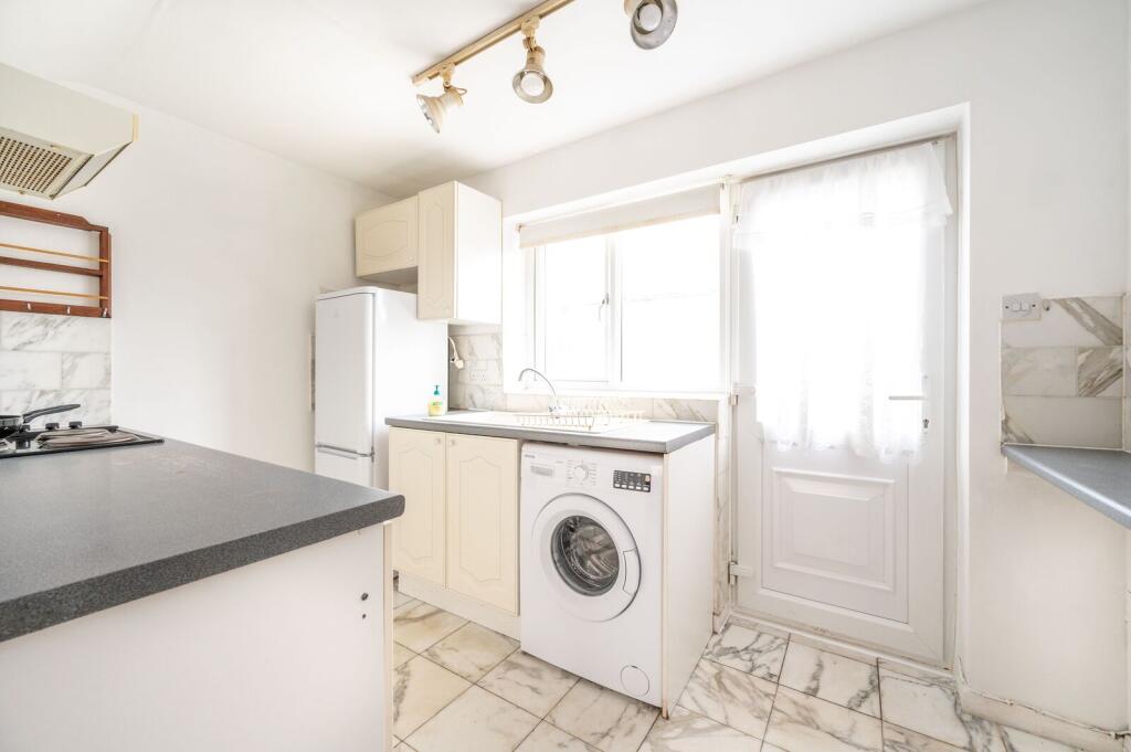 Apartment in London - View 3